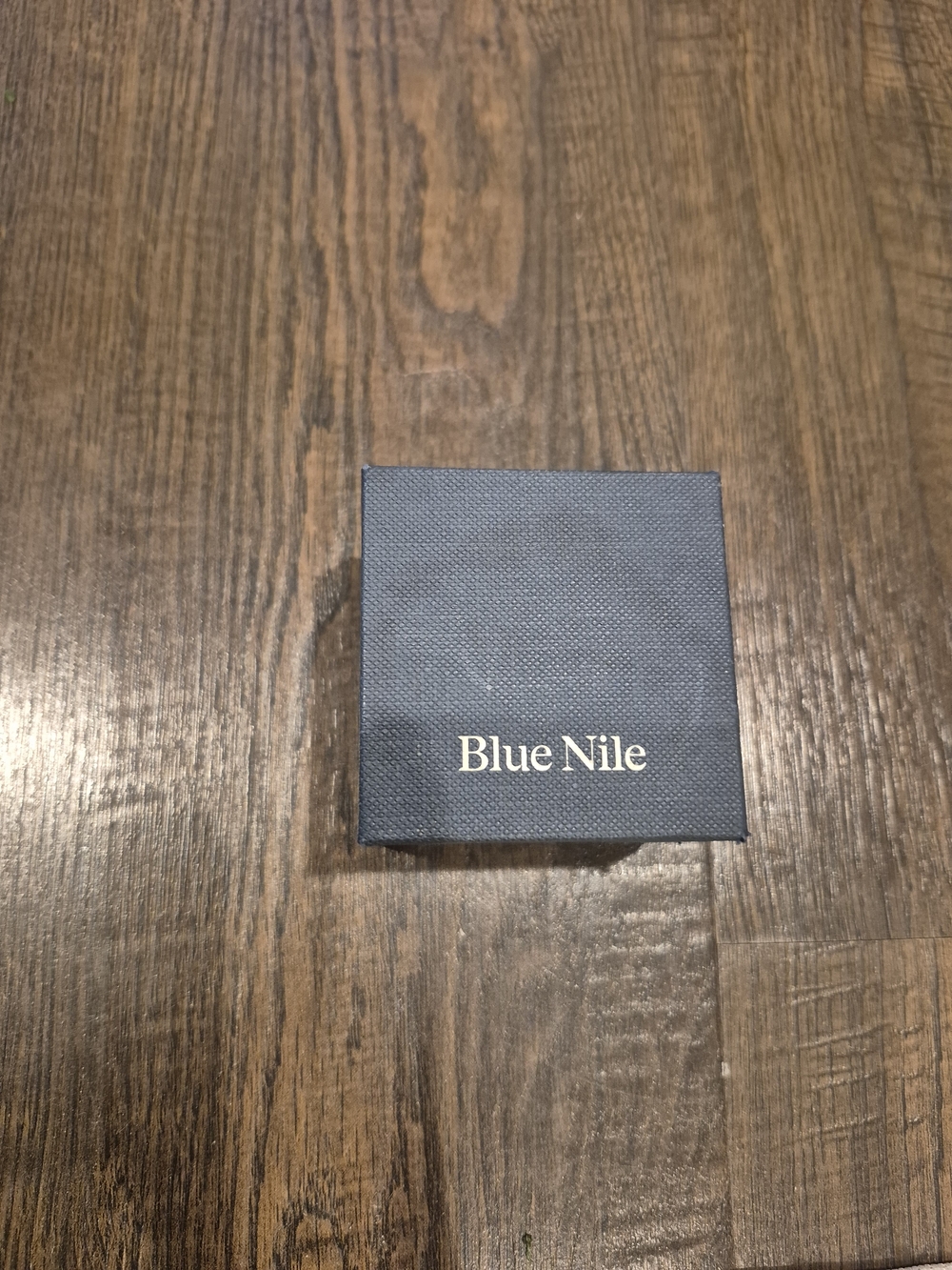 Blue Nile empty jewelry box - Picture 1 of 9